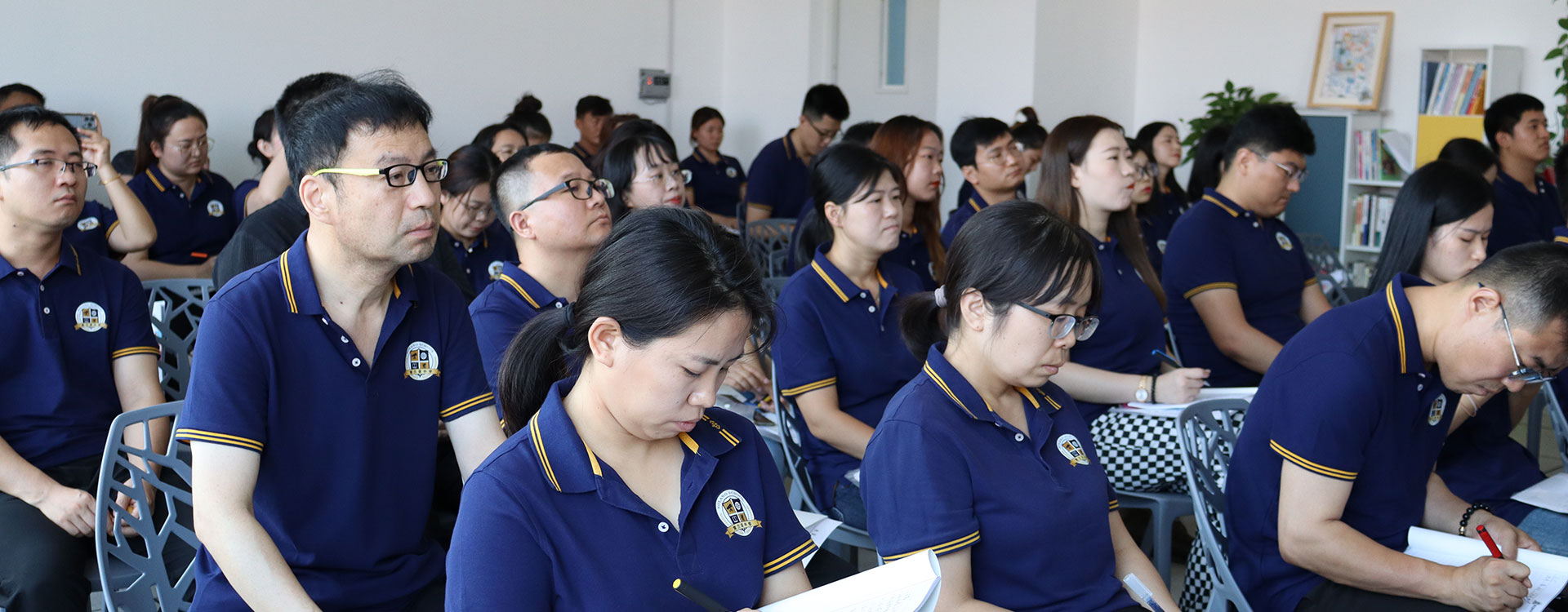 女人操逼视频免费看日本女人操逼视频